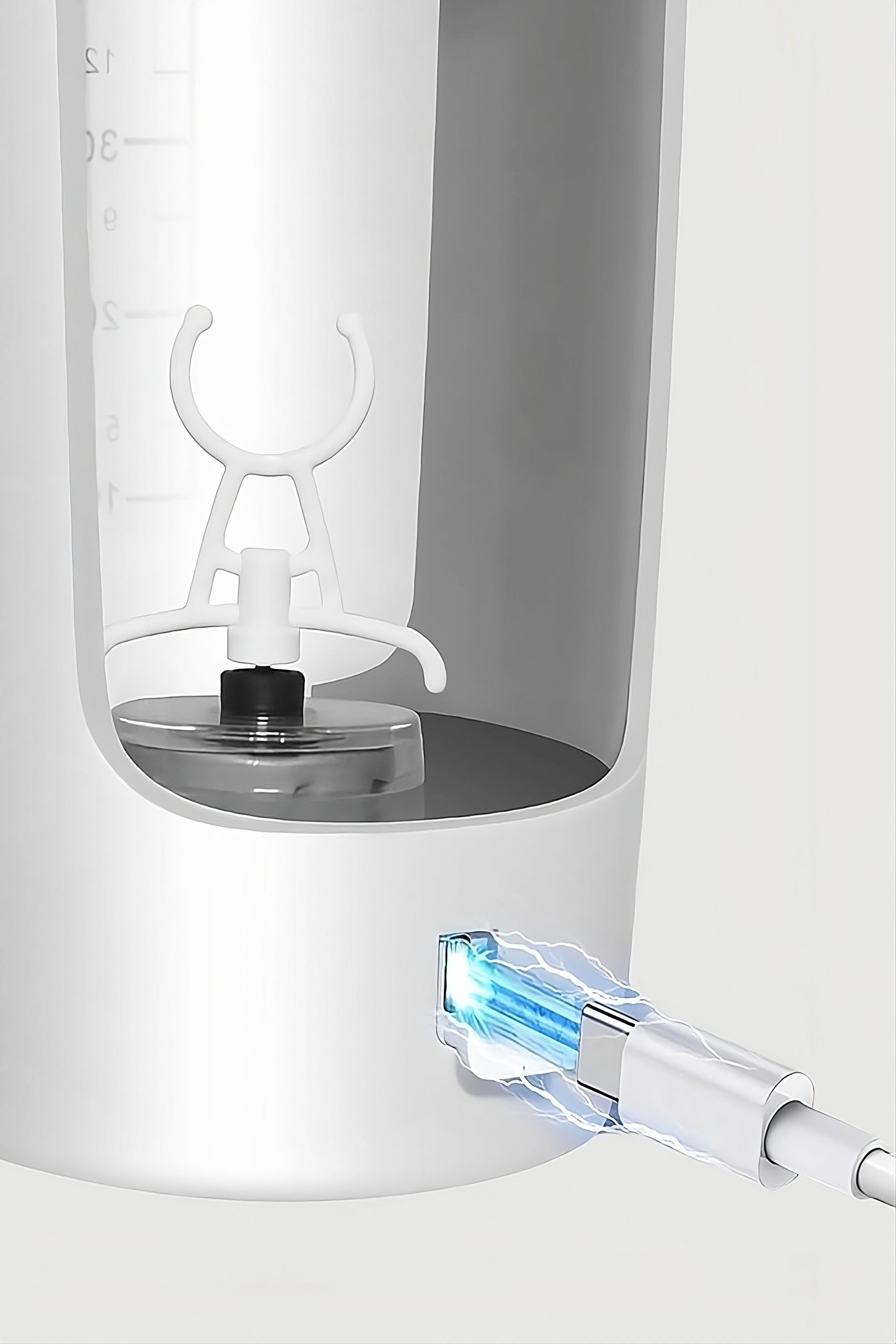 4 GYM SHAKER | White | 650 ML